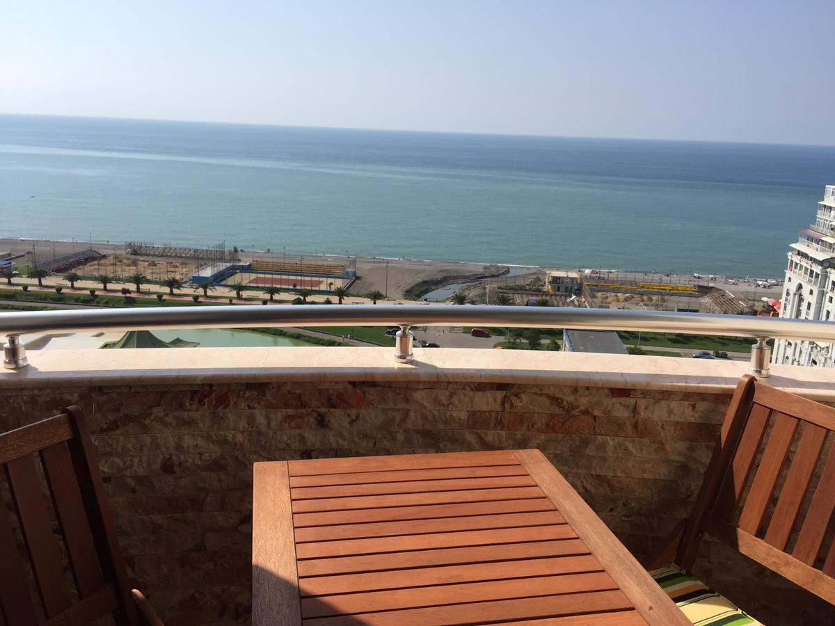 Gorgiladze Seaside Apartment Батумі Екстер'єр фото